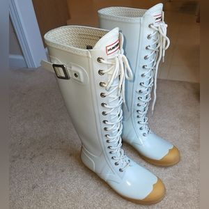 Hunter Lace-Up Boots US 7M/8F